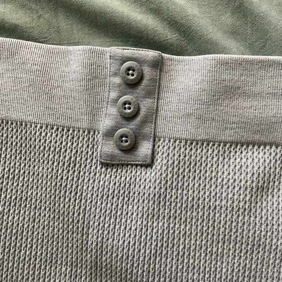 Grey Fabletics Set - Picture 5 of 7